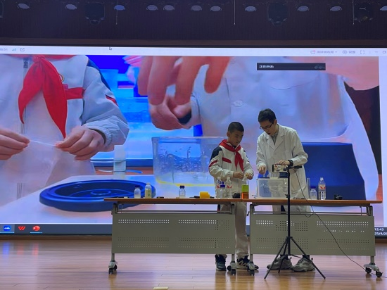 欧洲杯
科普活动走进中小学